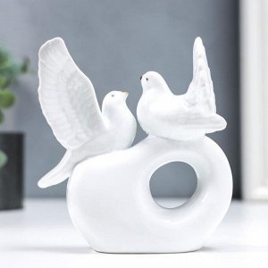 Сувенир керамика "Белые голубки на сердечке" стразы 11 см
