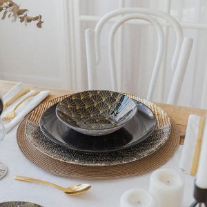 Набор тарелок стеклянных Доляна «Золотое перо», 19 предметов: 6 десертных тарелок, 6 обеденных тарелок, 6 мисок, салатник, цвет чёрный