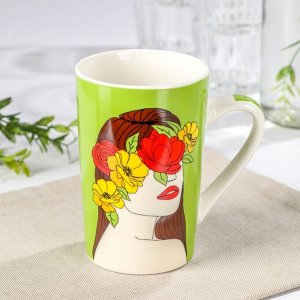 Кружка фарфоровая Доляна «Девушка в цветах», 380 мл, цвет разноцветный