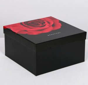 Коробка подарочная Цветок