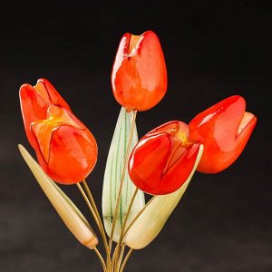 Ваза "Тюльпаны" 5 цветков, в вазе , селенит