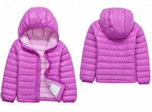 Ультралегкая детская демисезонная куртка с капюшоном и контрастным подкладом для девочки, цвет светло-фиолетовый