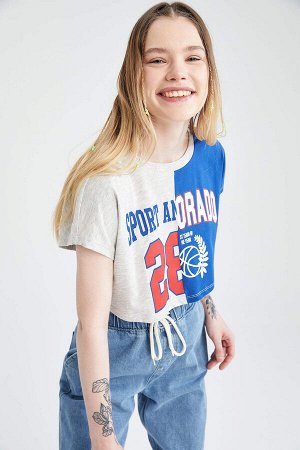 Укороченная футболка Cool Loose Fit с круглым вырезом и принтом