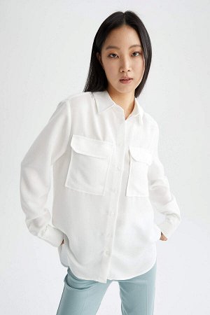 Рубашка Oversize из вискозы с карманами и длинными рукавами