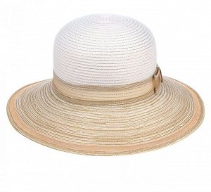 Шляпа Ширина поля:  9 см.
Диаметр шляпы:  35,5 см.
Высота тульи:  10 см.
Аксессуар:  лента, бант.
Детали:  моделируемое поле.