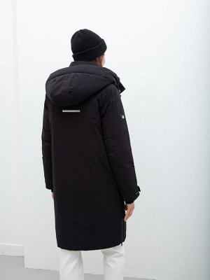 Куртка Цвет:  701-черный
Материал: полиэстер 100%
Набивка: био-пух синтетический
Подкладка: полиэстер
Длина: 97
Размеры: S-XXL
БЕЗ РЯДА