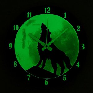 Часы настенные "Волк", флуоресцентные, плавный ход, d=30 см