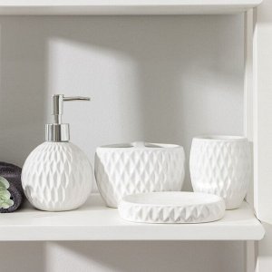 Набор аксессуаров для ванной комнаты «Камелия», 4 предмета (дозатор 450 мл, мыльница, 2 стакана), цвет белый