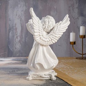 Статуэтка "Ангел с фонарем", белая, гипс, 35 см