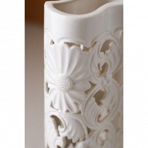 Ваза керамическая "Агата-цветы", настольная, сквозная резка, белая, 26 см