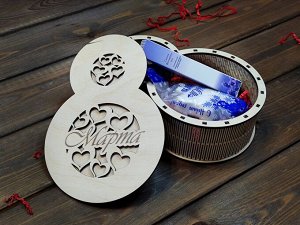 Подарочная коробка на 8 марта