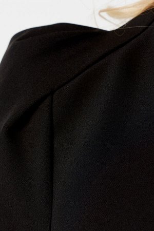 Платье Рост: 164 
Платье женское - базовый наряд для летнего, весеннего, -осеннего гардероба. Оно станет основой для ваших стильных образов в сочетании с яркими аксессуарами, обувью и верхней одеждой.