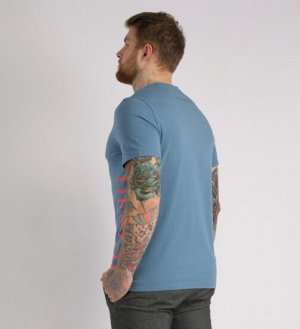 Футболка Синий туман
Свободная мужская футболка с круглым вырезом горловины (принт "Desire").
Материал:
Cotton - материал из натуральных волокон, который удобен в носке, быстро впитывает и отводит от 