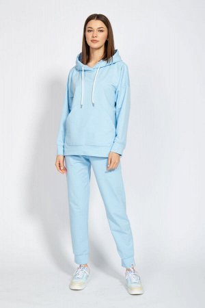 Костюм Костюм Kivviwear 4015-4040 голубой 
Состав: ПЭ-24%; Хлопок-70%; Эластан-6%;
Сезон: Весна

Костюм оверсайз с брюками средней посадки с карманами в боковых швах. Обработка низа брюк манжета. Тка