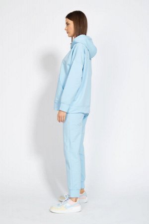 Костюм Костюм Kivviwear 4015-4040 голубой 
Состав: ПЭ-24%; Хлопок-70%; Эластан-6%;
Сезон: Весна

Костюм оверсайз с брюками средней посадки с карманами в боковых швах. Обработка низа брюк манжета. Тка