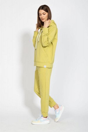 Костюм Костюм Kivviwear 4015-4040 лимонный хаки 
Состав: ПЭ-24%; Хлопок-70%; Эластан-6%;
Сезон: Весна

Костюм оверсайз с брюками средней посадки с карманами в боковых швах. Обработка низа брюк манжет