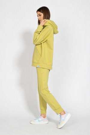 Костюм Костюм Kivviwear 4015-4040 лимонный хаки 
Состав: ПЭ-24%; Хлопок-70%; Эластан-6%;
Сезон: Весна

Костюм оверсайз с брюками средней посадки с карманами в боковых швах. Обработка низа брюк манжет