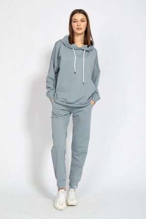 Костюм Костюм Kivviwear 4015-4040 серый 
Состав: ПЭ-24%; Хлопок-70%; Эластан-6%;
Сезон: Весна

Костюм оверсайз с брюками средней посадки с карманами в боковых швах. Обработка низа брюк манжета. Ткань