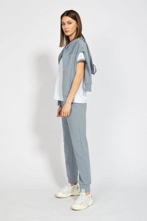 Костюм Костюм Kivviwear 4015-4040 серый 
Состав: ПЭ-24%; Хлопок-70%; Эластан-6%;
Сезон: Весна

Костюм оверсайз с брюками средней посадки с карманами в боковых швах. Обработка низа брюк манжета. Ткань