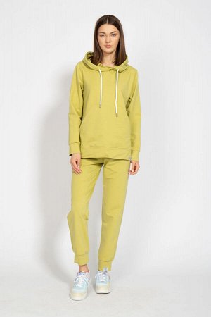 Костюм Костюм Kivviwear 4016-4040 лимонный хаки 
Состав: ПЭ-24%; Хлопок-70%; Эластан-6%;
Сезон: Весна

Костюм CLASSIC с брюками средней посадки с карманами в боковых швах. Обработка низа брюк манжета