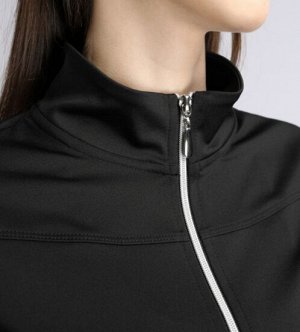Толстовка Черный
Женская куртка на молнии и воротником стойкой.
Материал:
Meryl Pro - гипоаллергенный материал, не содержащий токсичных компонентов. Обладает высокой эластичностью, но при этом отлично