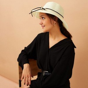 Шляпа женская с бантиком MINAKU цвет белый, р-р 56-58