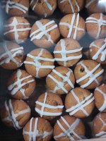 Кекс творожный с изюмом