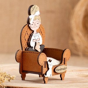 Игольница сувенир «Рукодельница», МДФ, Дуб-золото, 8.5x5x11.5 см