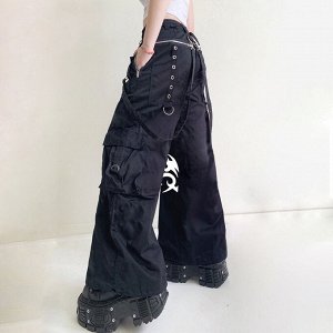 Женские брюки с декоративными элементами, принт "Пламя", цвет черный