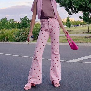 Женские брюки, принт "Сердечки", цвет розовый