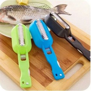 Нож для чистки рыбы с контейнером