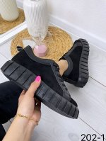КРОССОВКИ