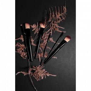 ЮНИLOOK Кисть для нанесения тональной основы/масок, дерево, синтетич.нейлон, 17,5см, черный, 26905-5