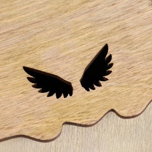 Шкатулка деревянная с крышкой "Крылья" 13х13х10 см орех