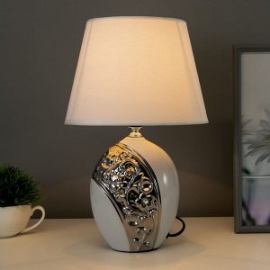 Настольная лампа 16516/1 E14 40Вт бело-хромовый 22х22х35 см