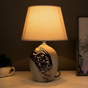 Настольная лампа 16516/1 E14 40Вт бело-хромовый 22х22х35 см