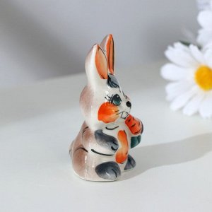 Сувенир "Кролик с морковкой", цвет