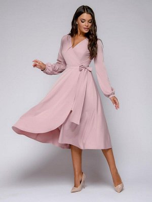 Платье розовое длины миди с запахом и длинными рукавами