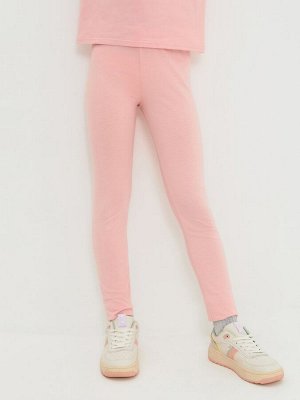 Брюки Детские брюки для девочек

Состав: 95%Хлопок/5%ПУ

Базовые легинсы для девочек светло-розового цвета из хлопкового трикотажа. Гипоаллергенный, воздухопроницаемый и износоустойчивый материал, за 