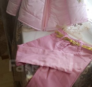 Комплект куртка, брюки и кофточка. Турция. На 92