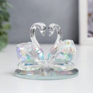Сувенир стекло "Лебеди с бриллиантом" прозрачная голография 6,5х5х5 см