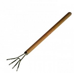 Рыхлитель 4-х зубый с деревянной ручкой Большой Арт-13368