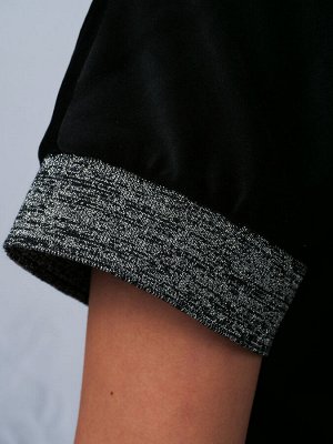Свитшот Цвет:  черный;  Длина по спинке  55,0 см; Состав: 95% хлопок 5% эластан;