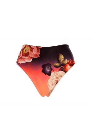 Двусторонние плавки 7230 Penelope Shade с высокой талией и открытым бедром. Многоцветный принт с цветочными мотивами. Прекрасно комбинируются с изделиями в линии и позволяет создавать новые образы. Вы