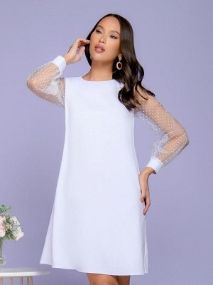 Платье белое свободного силуэта с рукавами из фатина