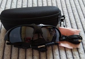 Очки солнцезащитные с MP3 плеером (блютуз)
