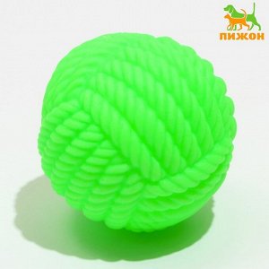 Игрушка для собак пищащая "Клубок ниток", 8 см, зелёная