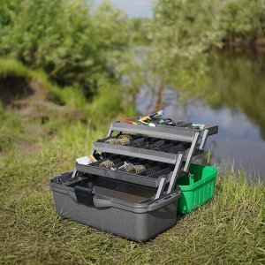 Ящик для летней рыбалки трехполочный зеленый Helios