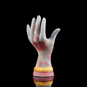 Подставка для украшений "Рука", серая, флок, керамика, 21 см, микс