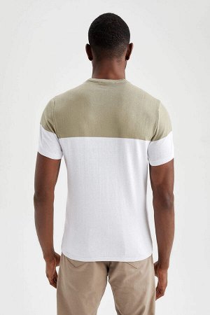 Трикотажная футболка Slim Fit с круглым вырезом и цветными блоками с короткими рукавами
